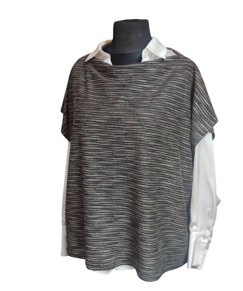 Kamizelka swetrowa damska dziergana z beżowym splotem